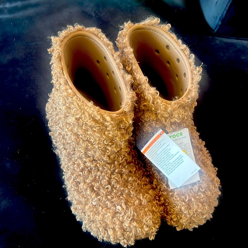 Crush Doodle Fur Boot
Item #210757
